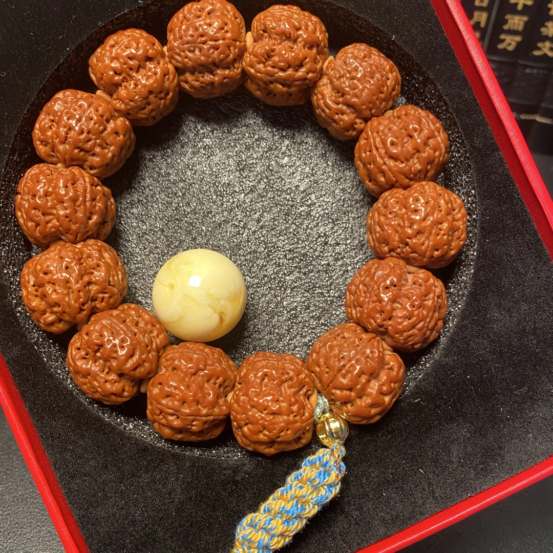 新品金刚菩提手串9号（老龙王梅花）