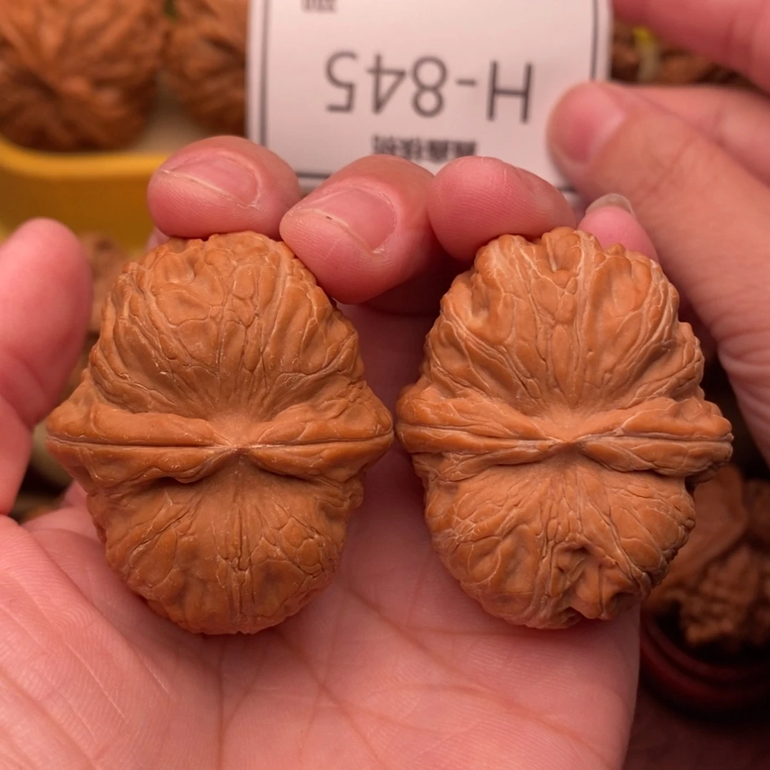 桃核把件元宝42….