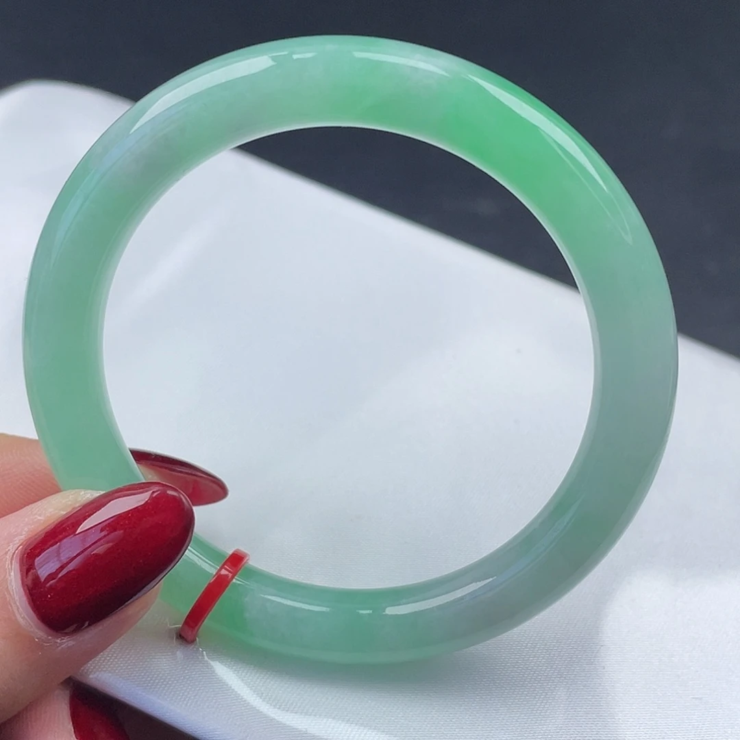 翡翠未镶嵌手镯51圆条