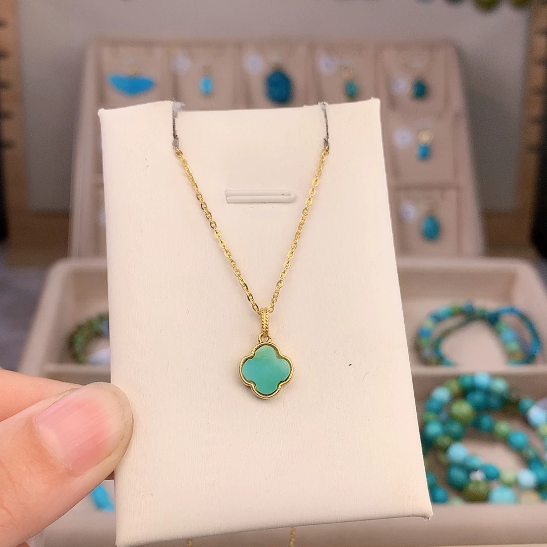 绿松石未镶嵌颈饰