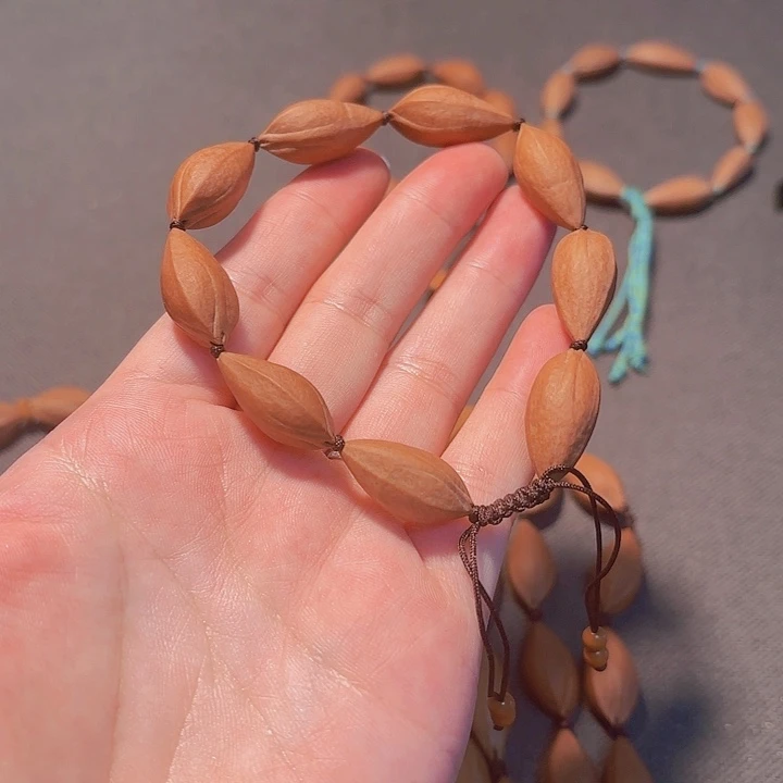 手***81.1小瓜子手串9粒