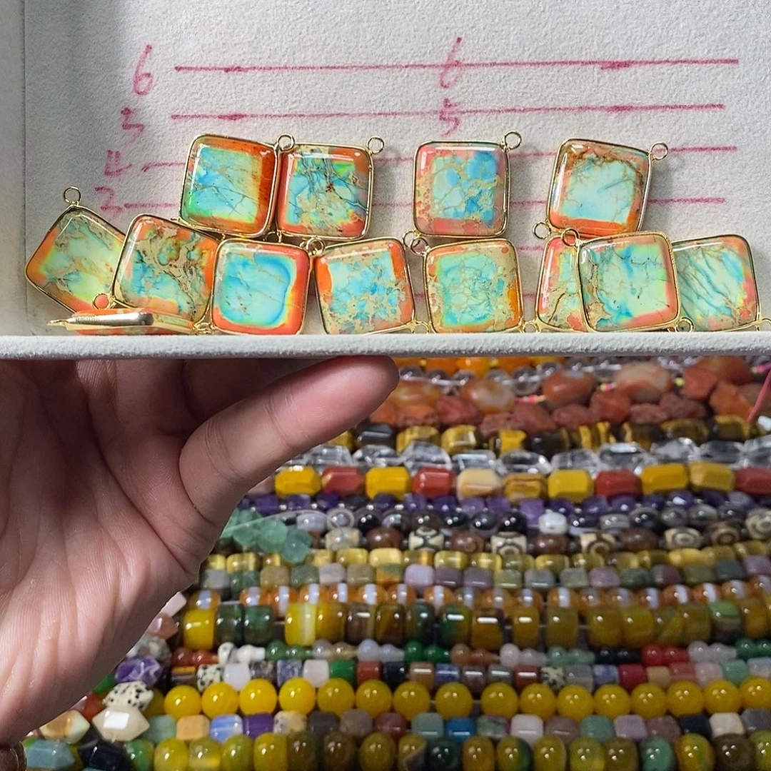 石英质玉未镶嵌2个，帝皇松双耳国风吊坠22mm，