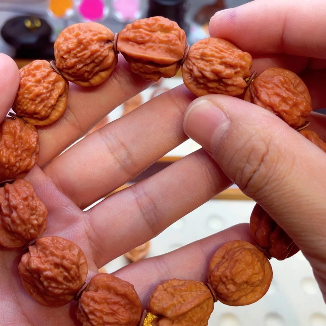 文玩核桃手串蛤蟆头