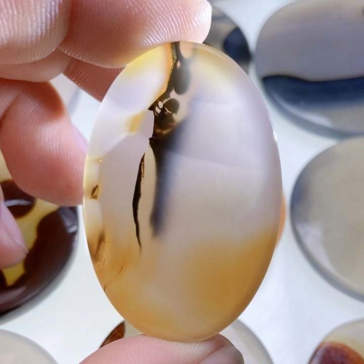 【闪购商品】玛瑙/玉髓颈饰未镶嵌