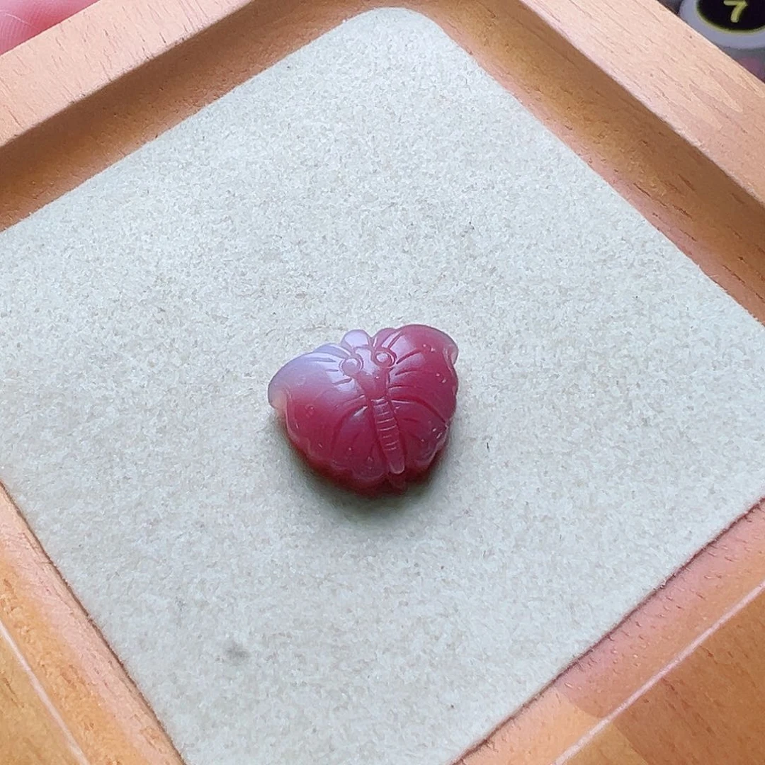 未镶嵌盐源玛瑙定制石英质玉