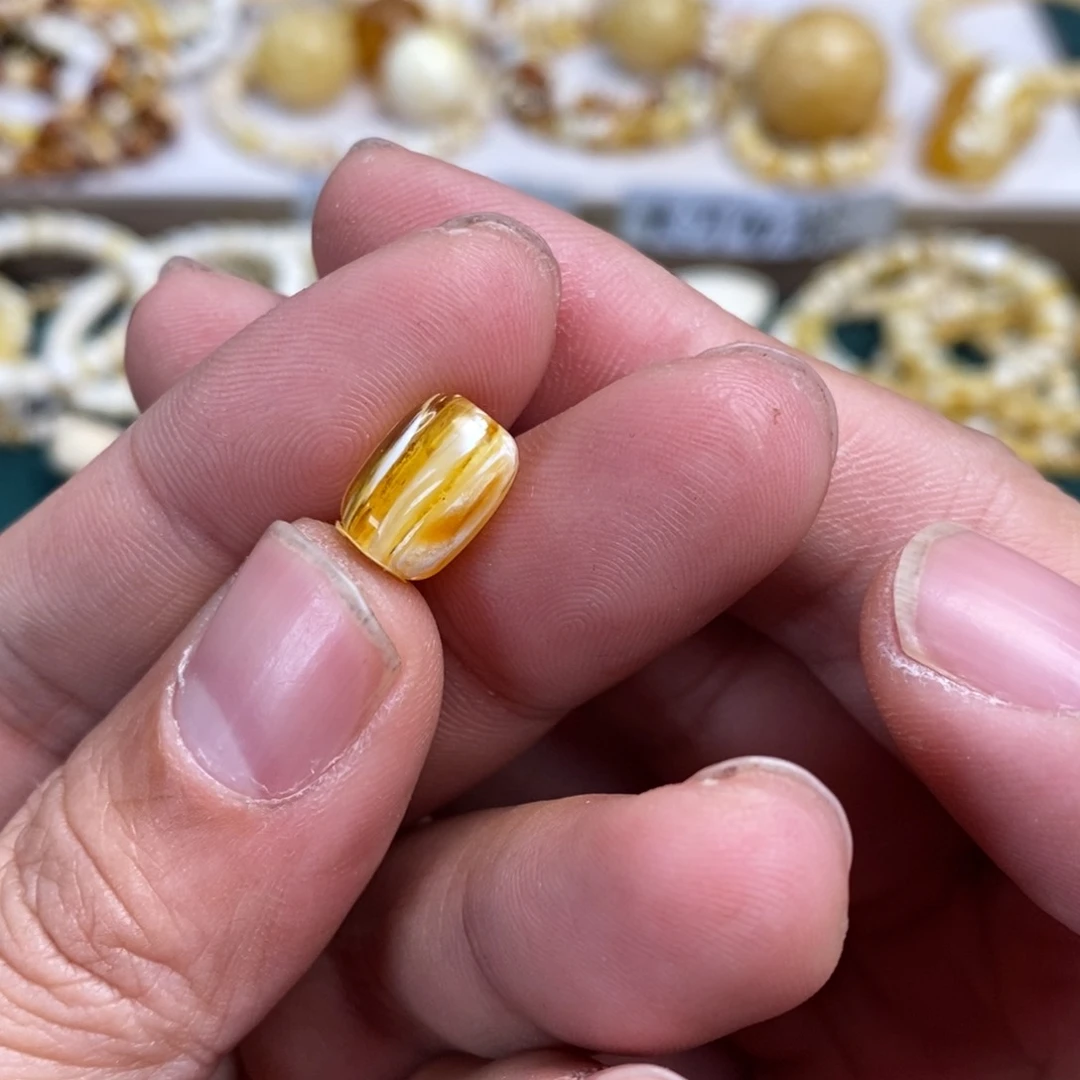 琥珀裸石未镶嵌胡*侠桶珠8+