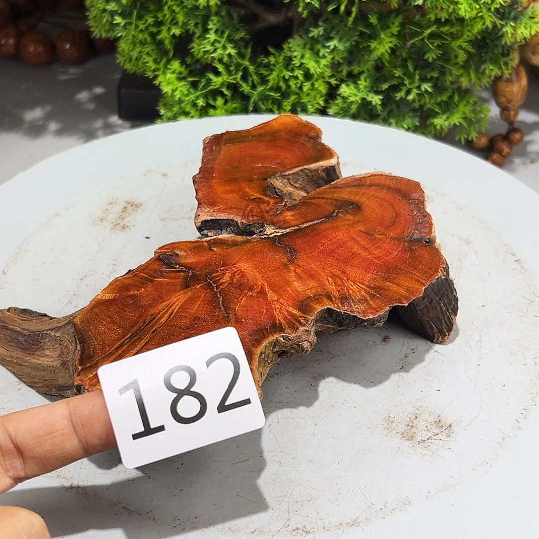 梨木薄***乐火琉璃……