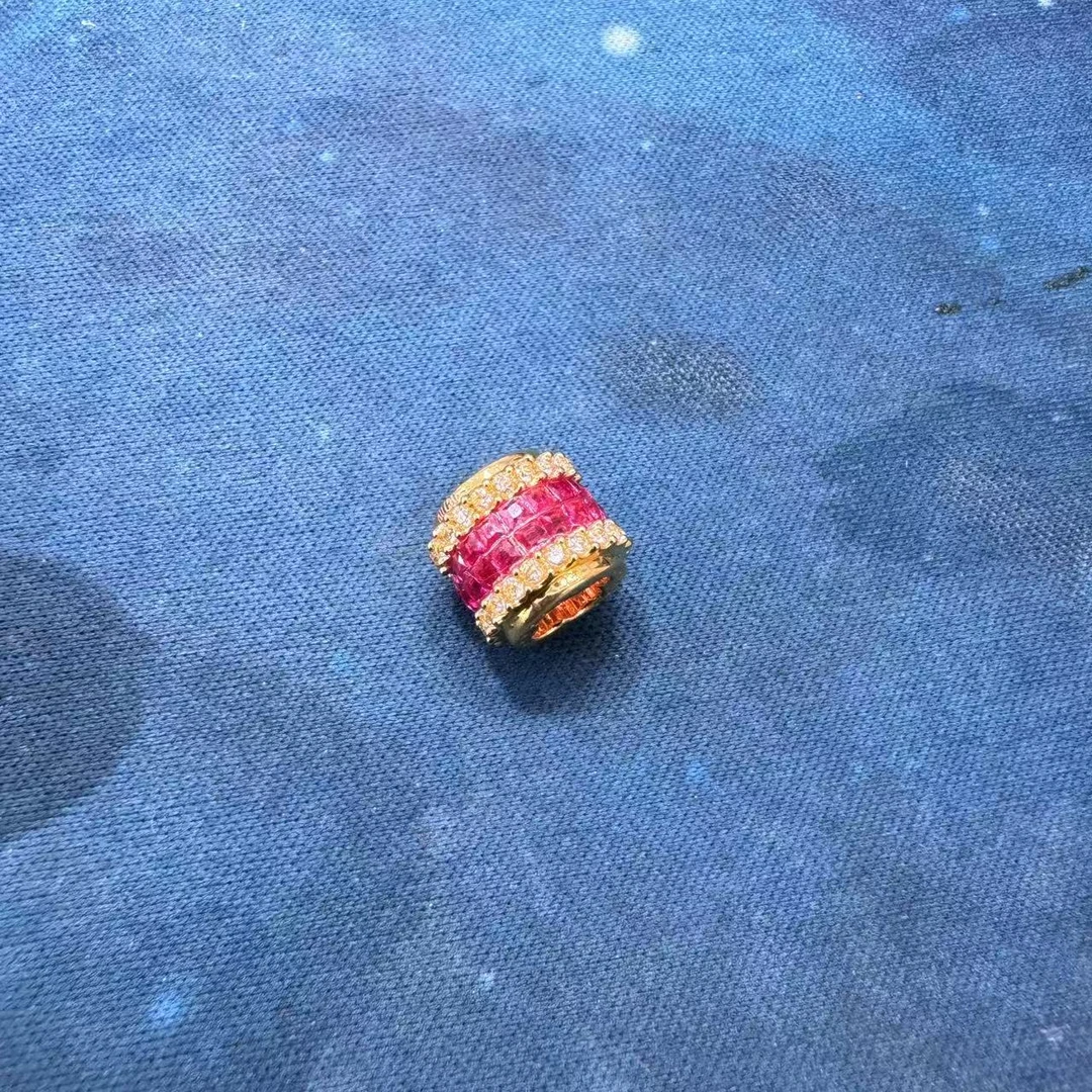 【SG】18K红宝路路通吊坠 赠链 培育红宝