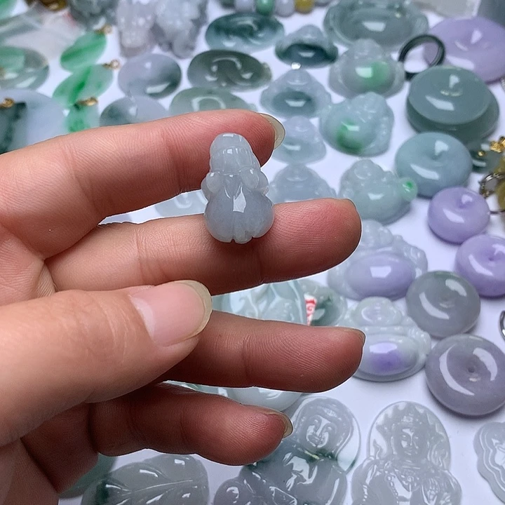 翡翠未镶嵌颈饰天然翡翠
