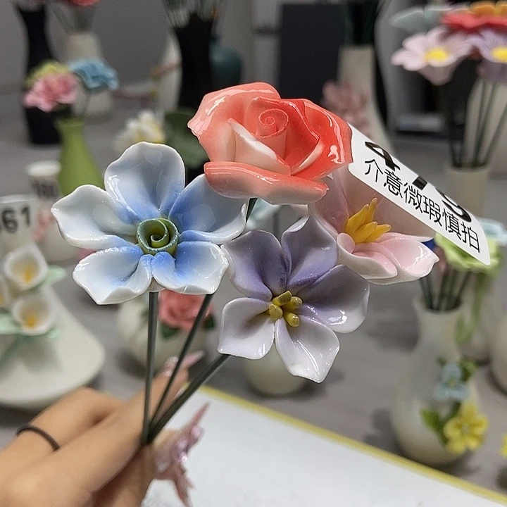 陶瓷纯手工捏花设计