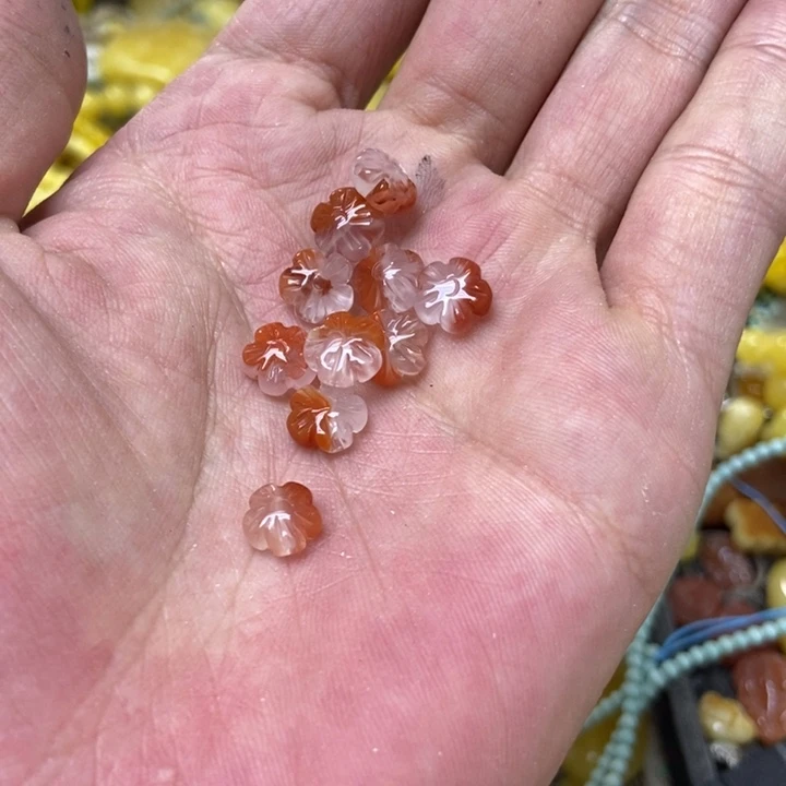 未镶嵌吊坠南红玛瑙多样性发货2个