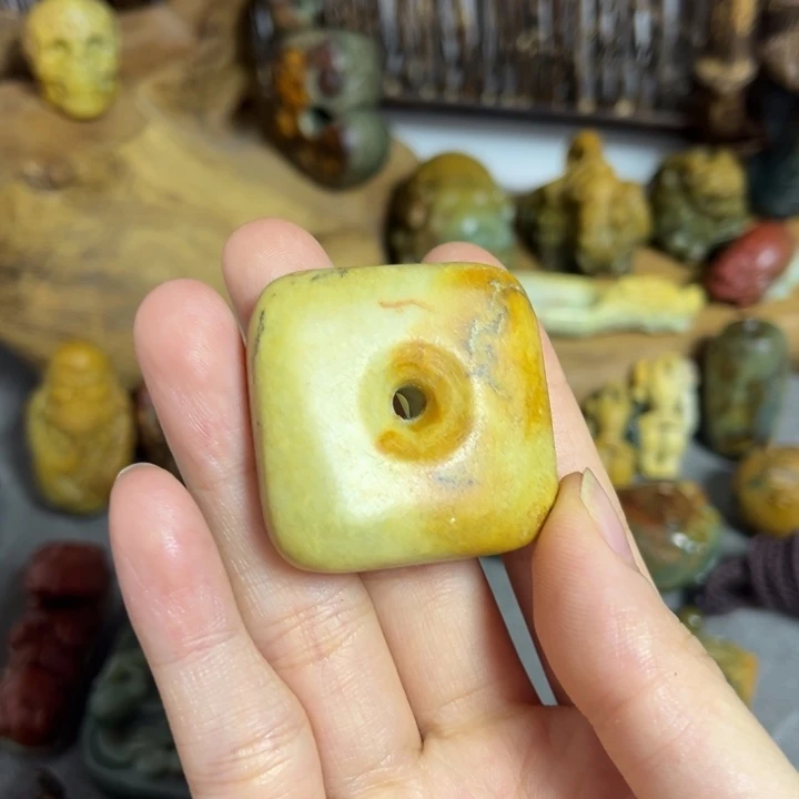 岫岩河磨玉（透闪石质玉）未镶嵌挂件