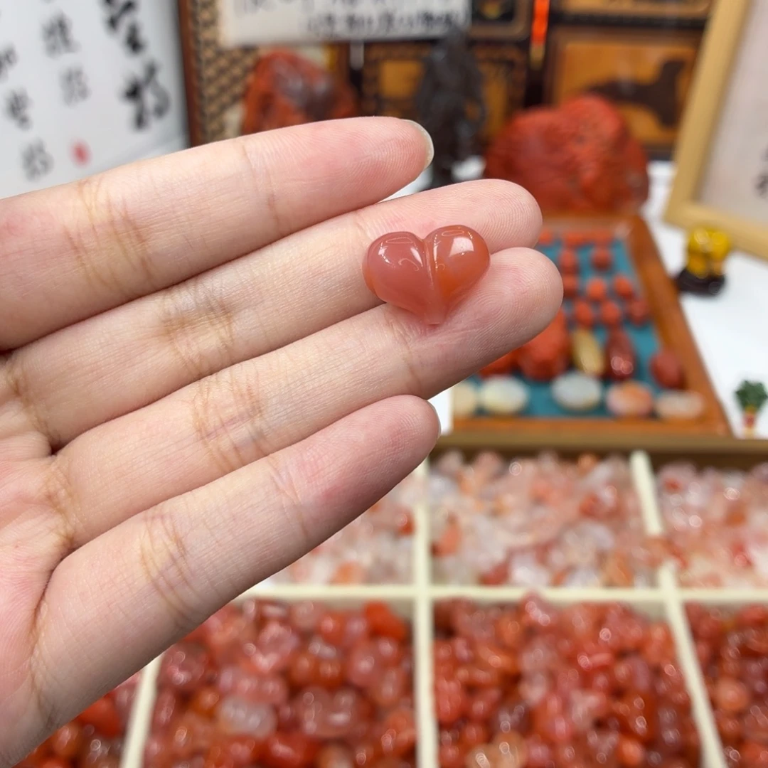 南红玛瑙未镶嵌配饰南红屁桃