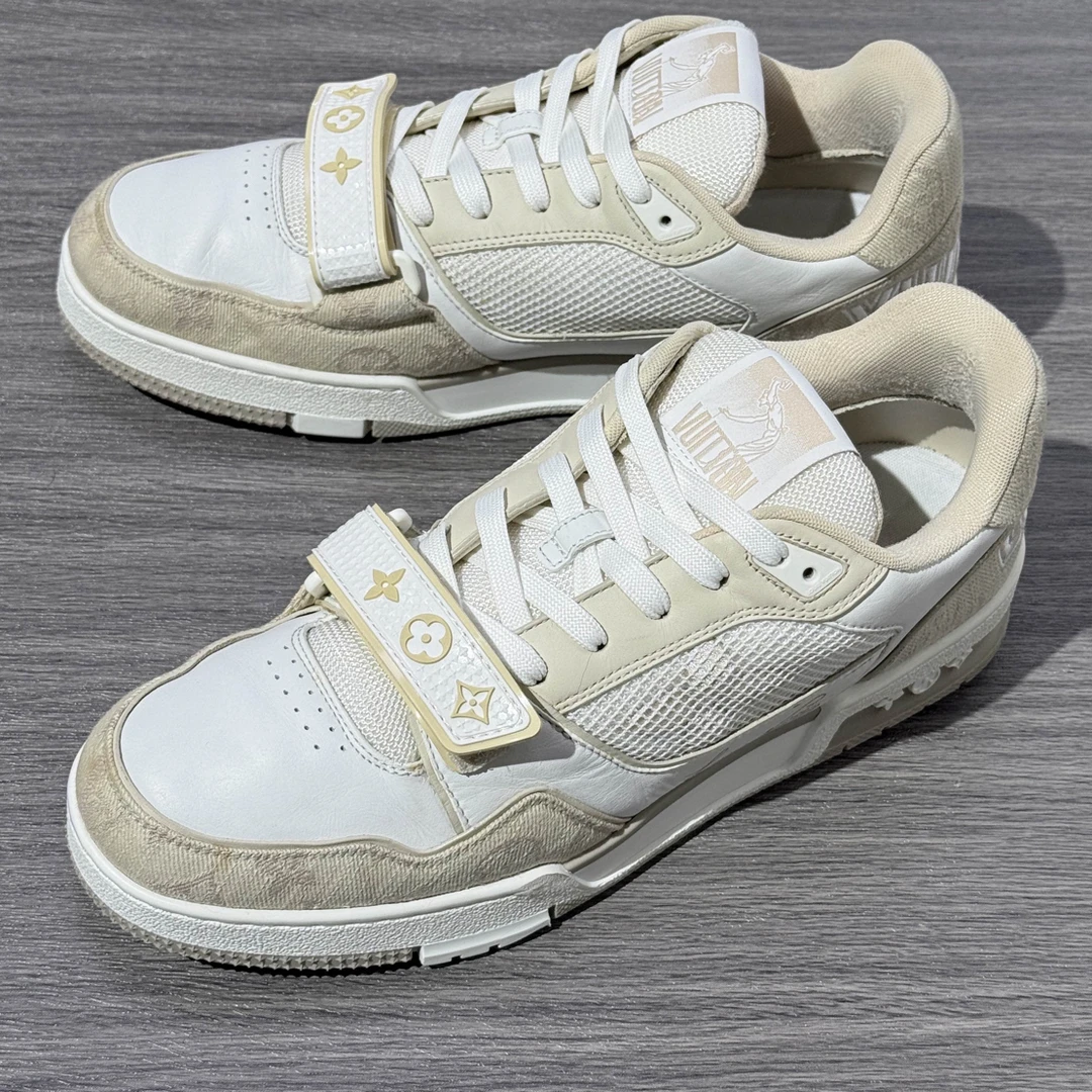 95新 LouisVuitton/路易威登 41码 Trainer卡其色 时尚板鞋