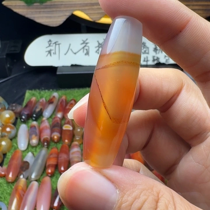 未镶嵌颈饰玛瑙/玉髓