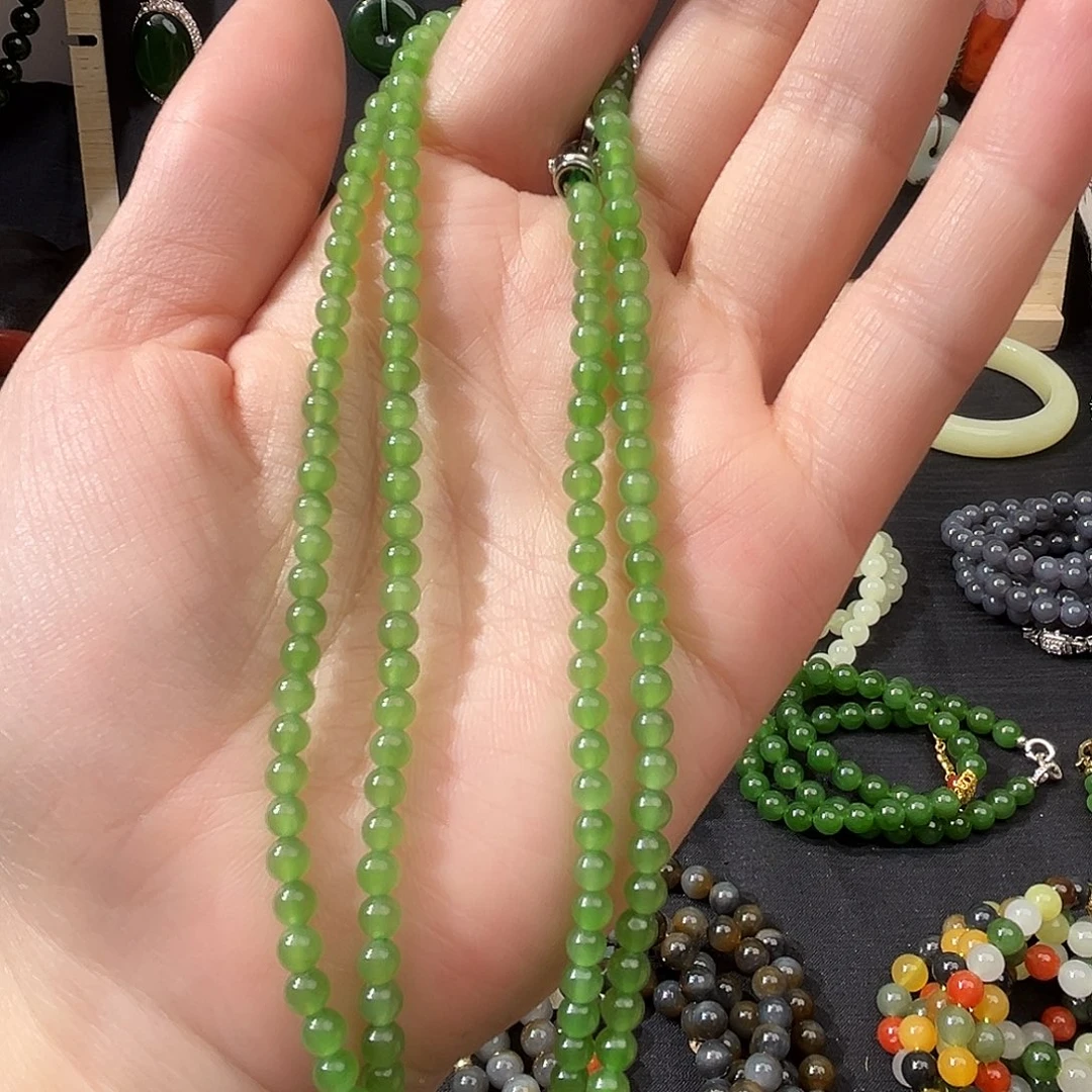 和田玉未镶嵌项链