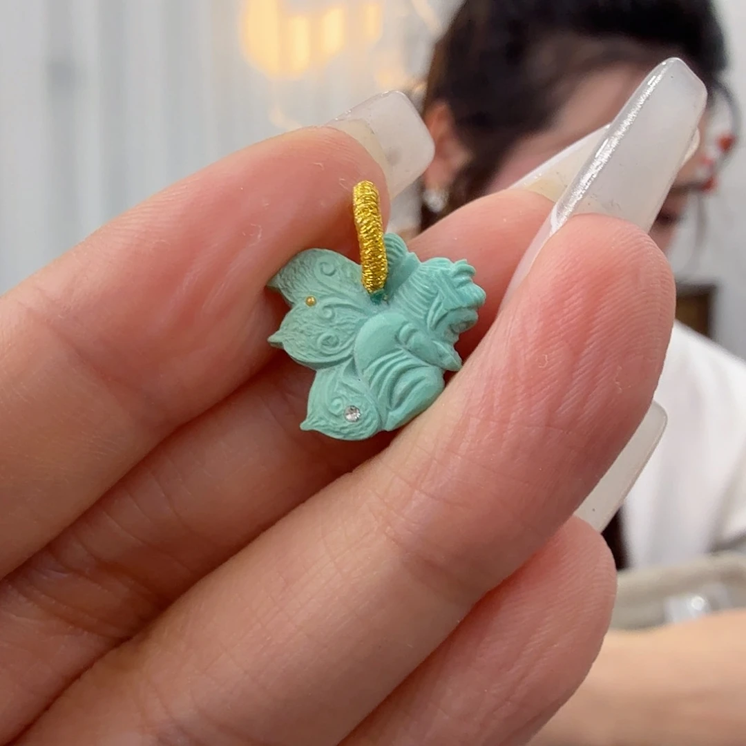 绿松石未镶嵌珠宝奇石