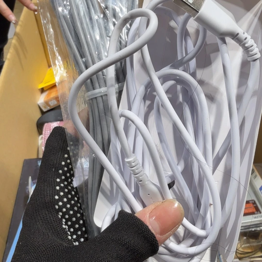 狂**牛8新中古物品，谨慎下单，不保好坏582