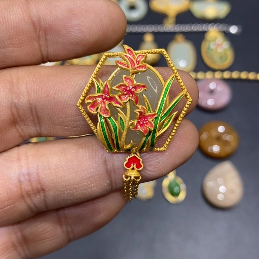 和田玉颈饰银S925镀金镶嵌