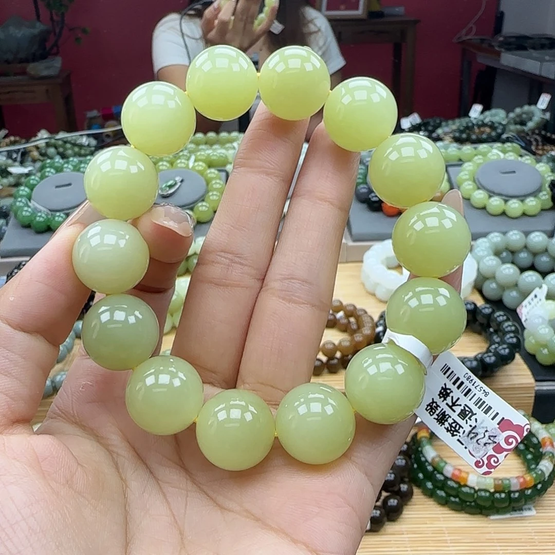 和田玉未镶嵌手串