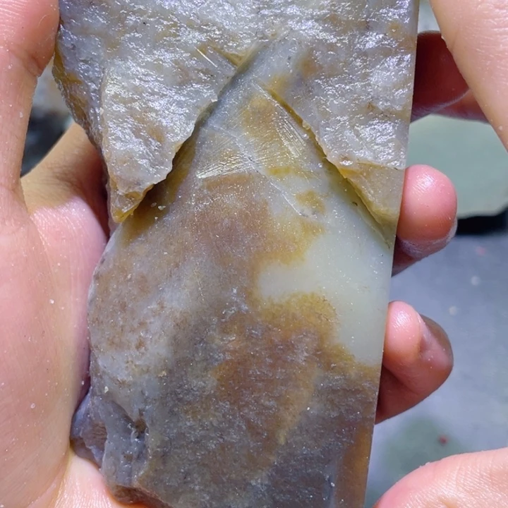 和田玉未镶嵌珠宝半成品