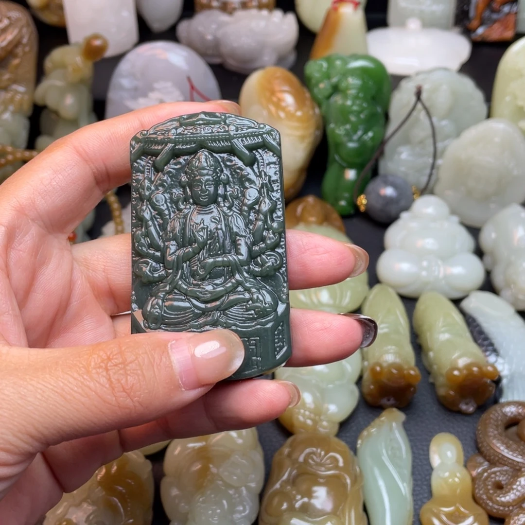 和田玉未镶嵌颈饰