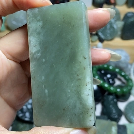 未镶嵌和田玉（糖玉）珠宝半成品