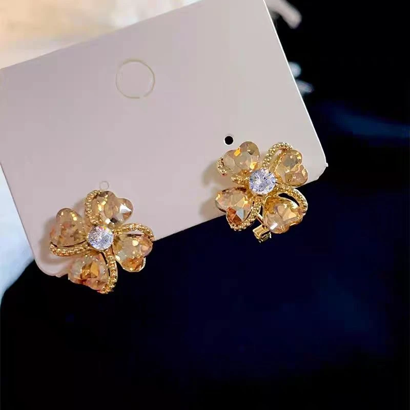 铜合金合成锆石耳饰 香槟色水晶花朵耳钉法式轻奢高级感耳环N2551