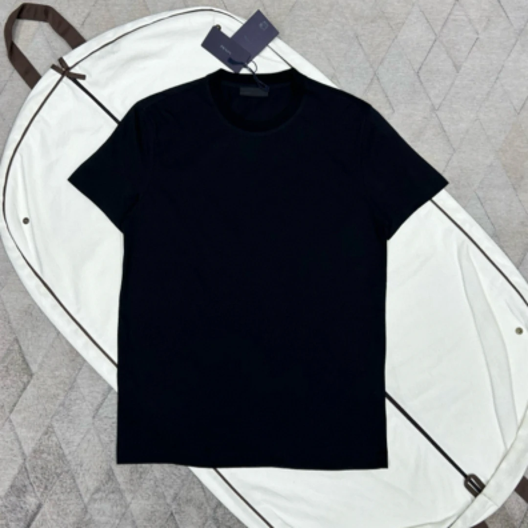 全新未使用 Prada/普拉达 132781 基础百搭款黑色T恤