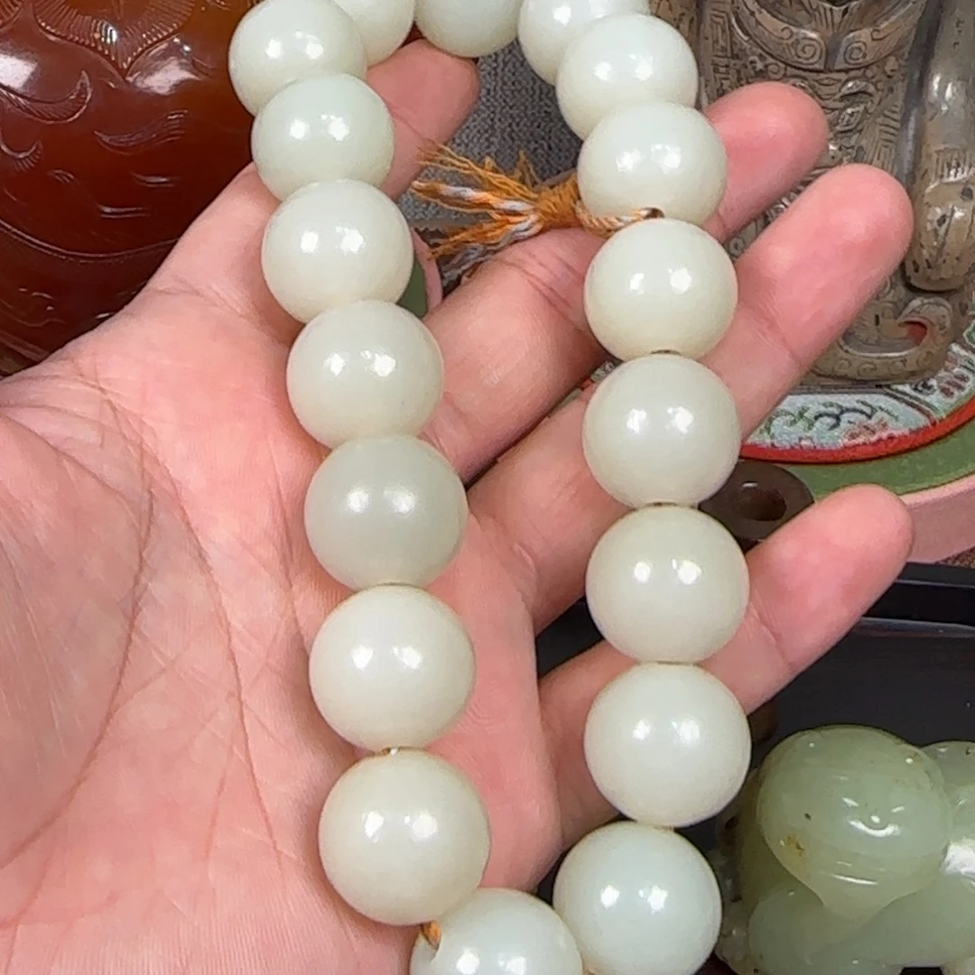 博***居非常精美的脖挂件