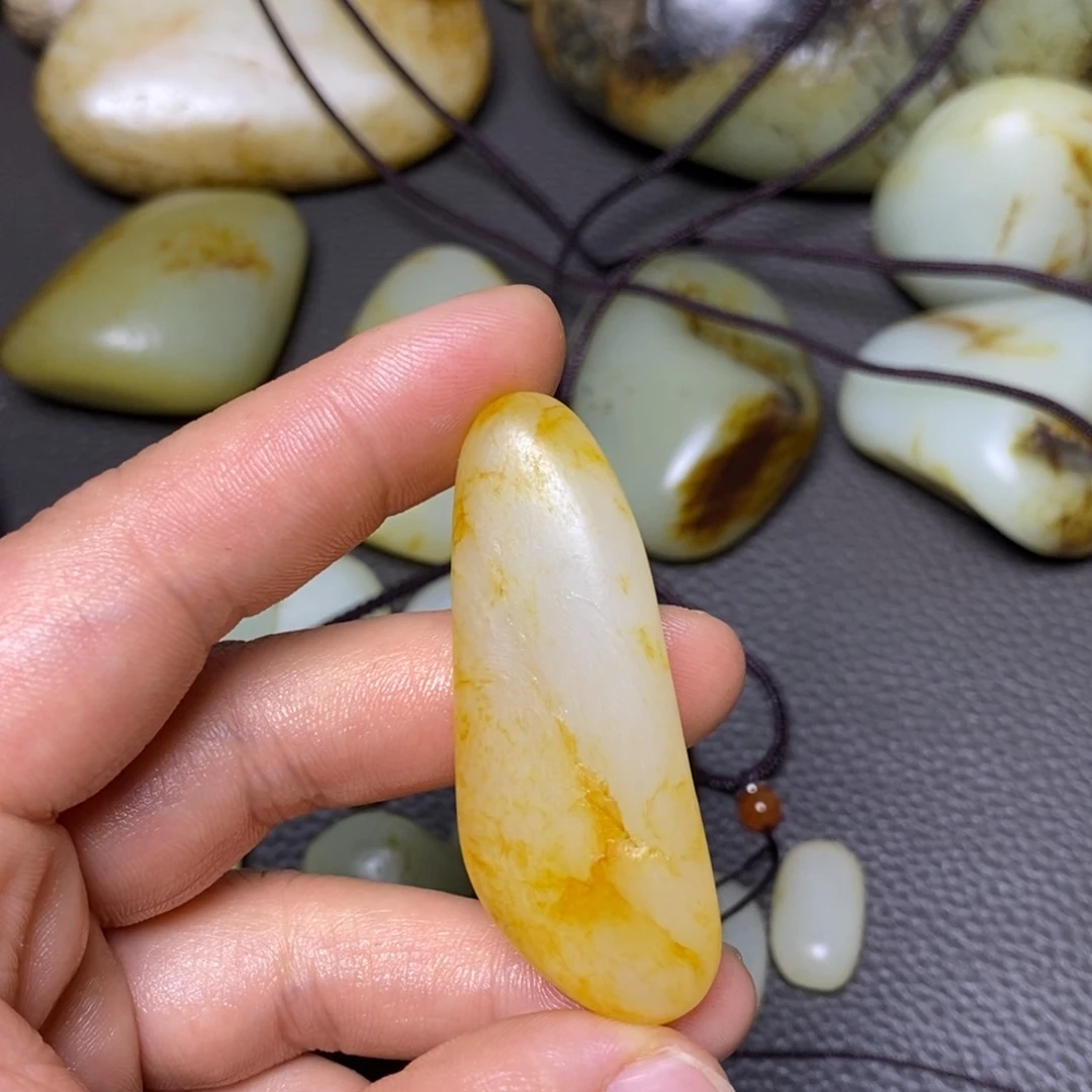 和田玉未镶嵌挂件洪*