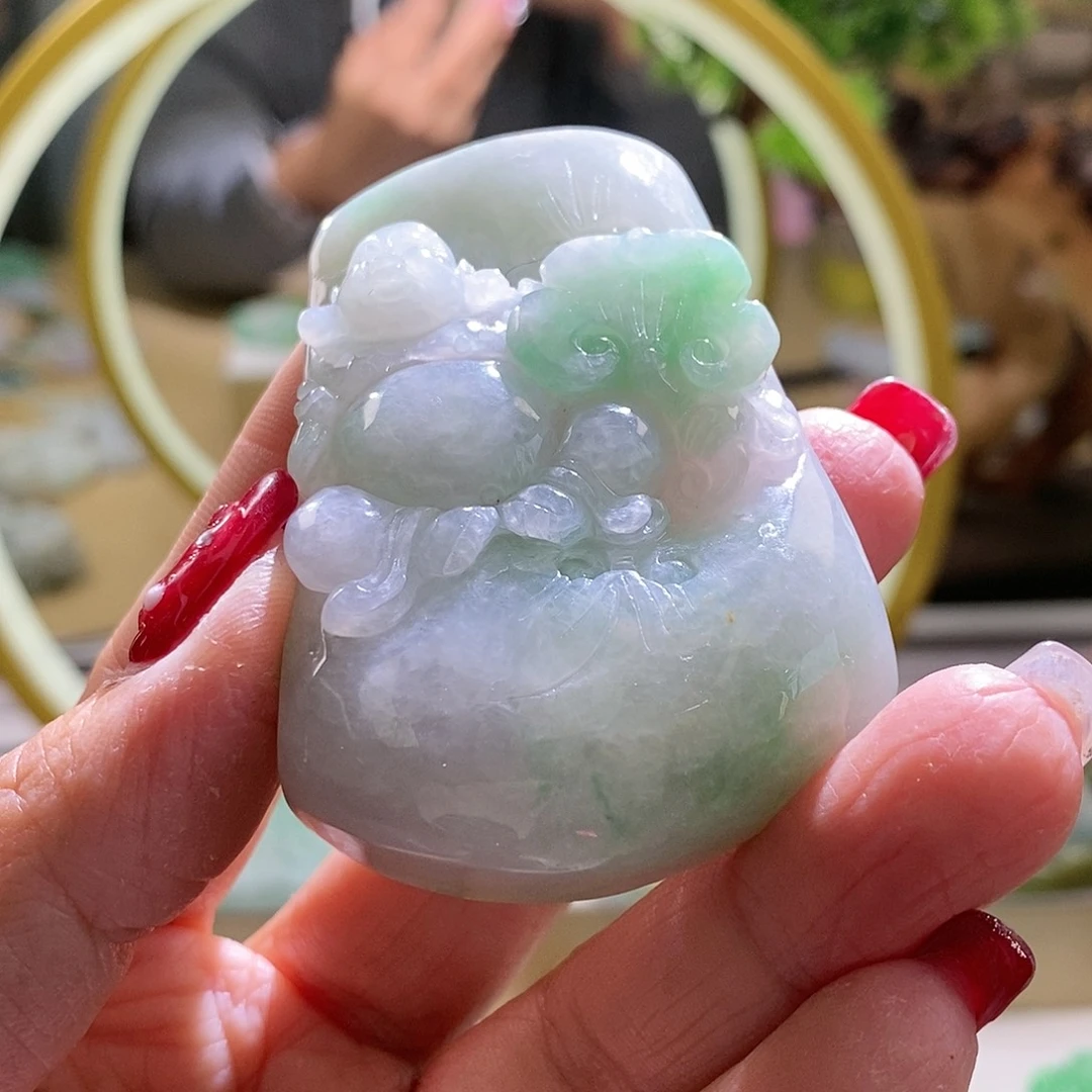 【闪购商品】翡翠颈饰未镶嵌佛