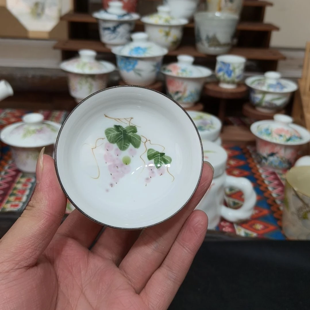 陶瓷摆件景德镇手工手绘高温瓷器