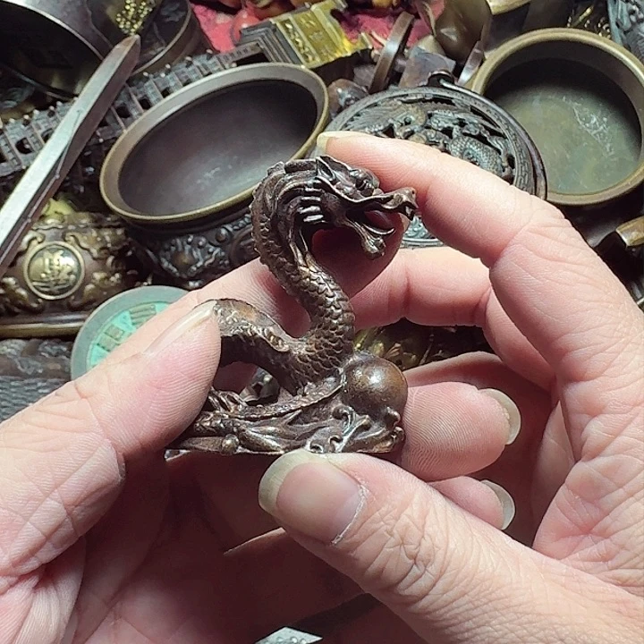 铜器摆件收收藏藏