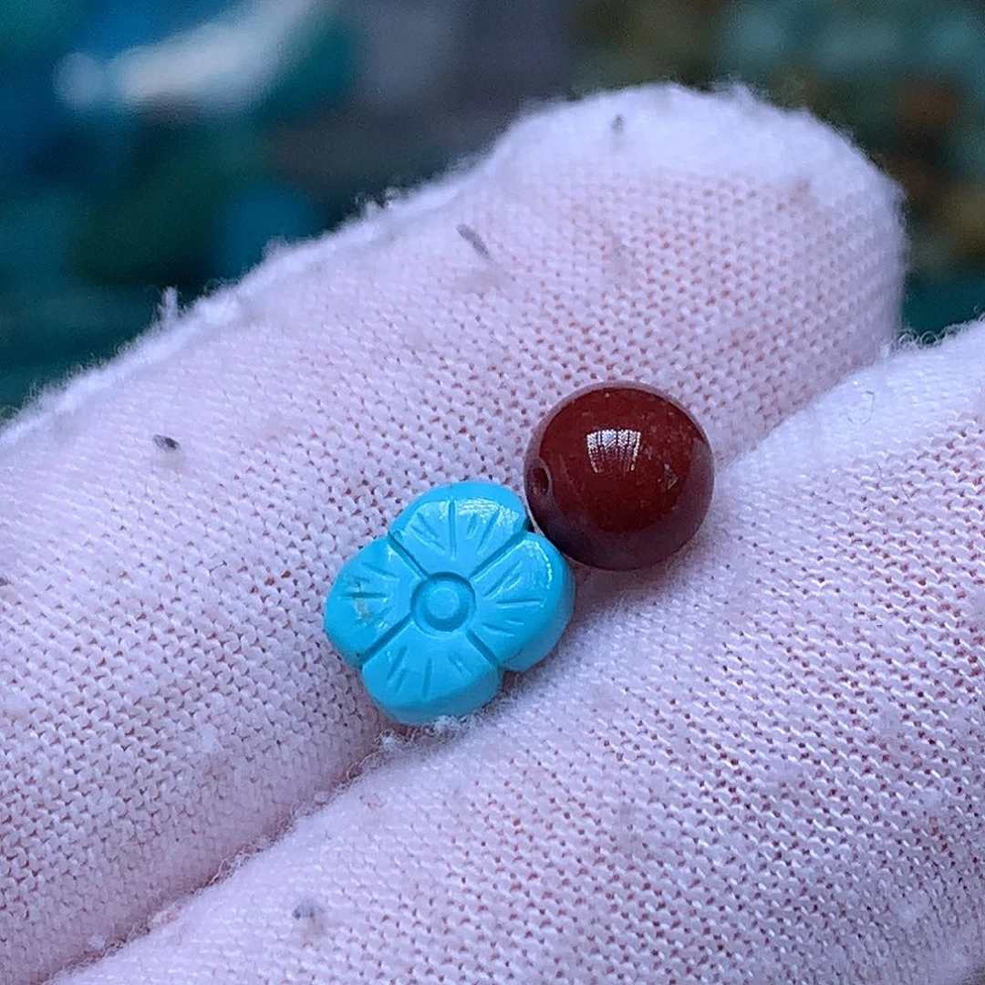 南红玛瑙未镶嵌珠宝奇石