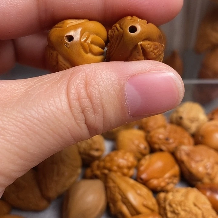 橄榄核吊坠瑕疵品，不退不换