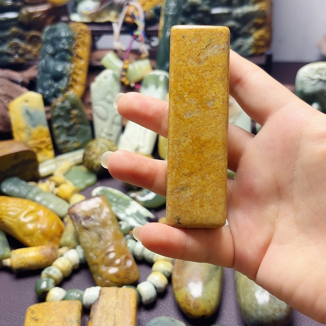 岫岩河磨玉（透闪石质玉）未镶嵌挂件