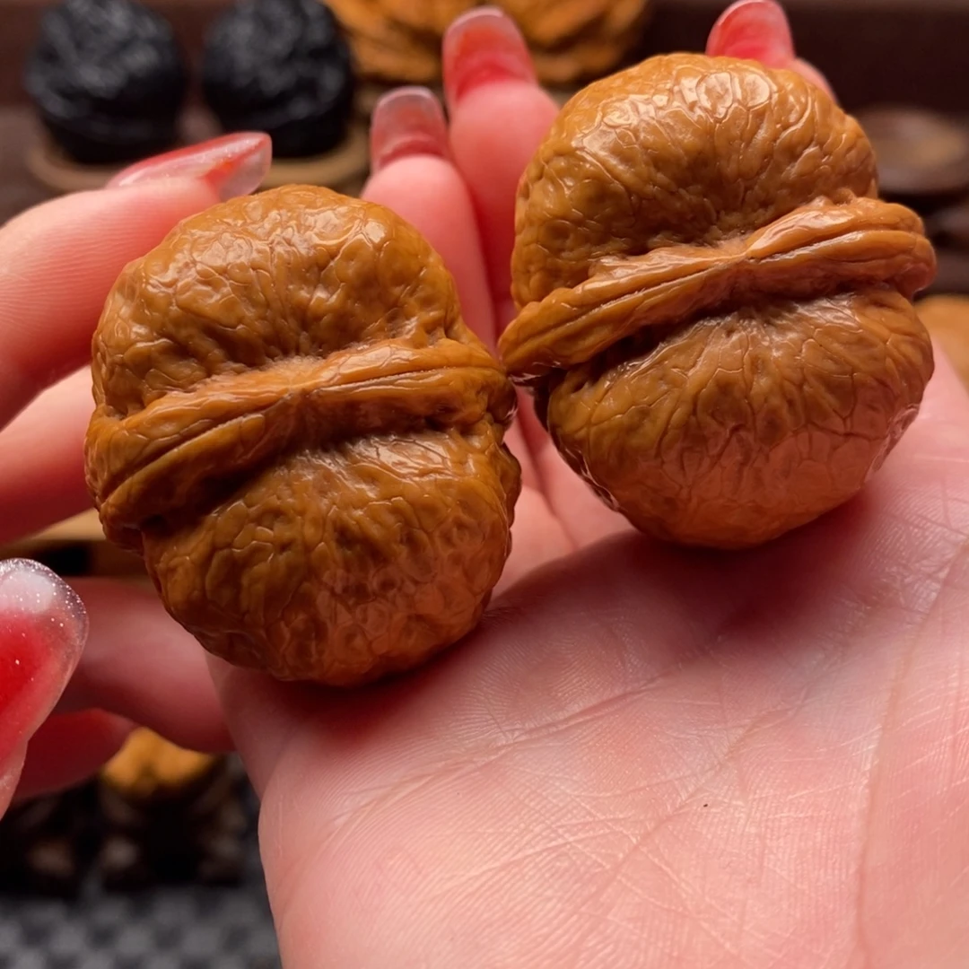 文玩核桃把件41两炸