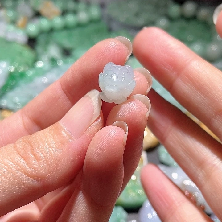 颈饰未镶嵌翡翠天