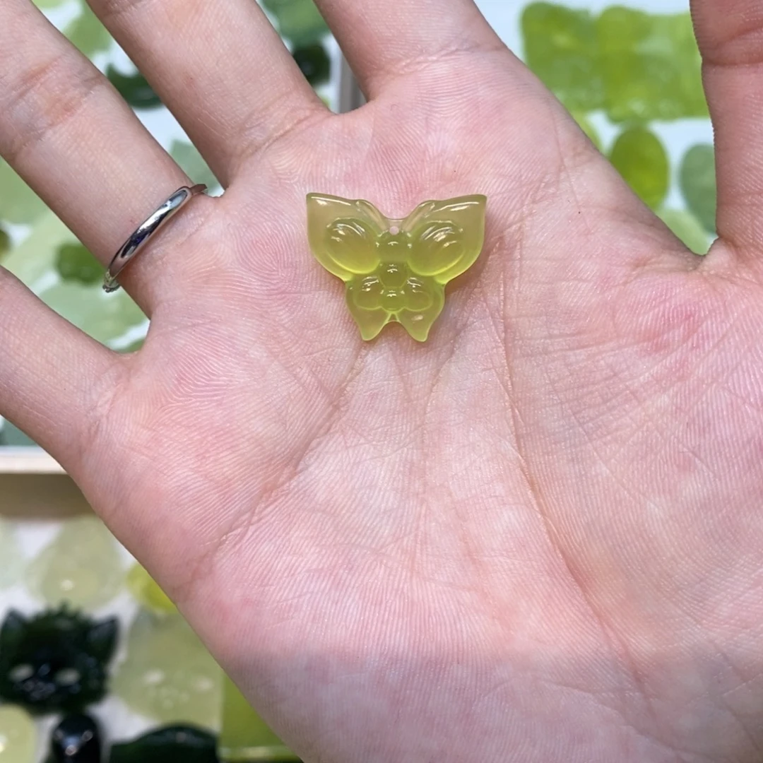 岫玉未镶嵌吊坠(不含链)两单包邮