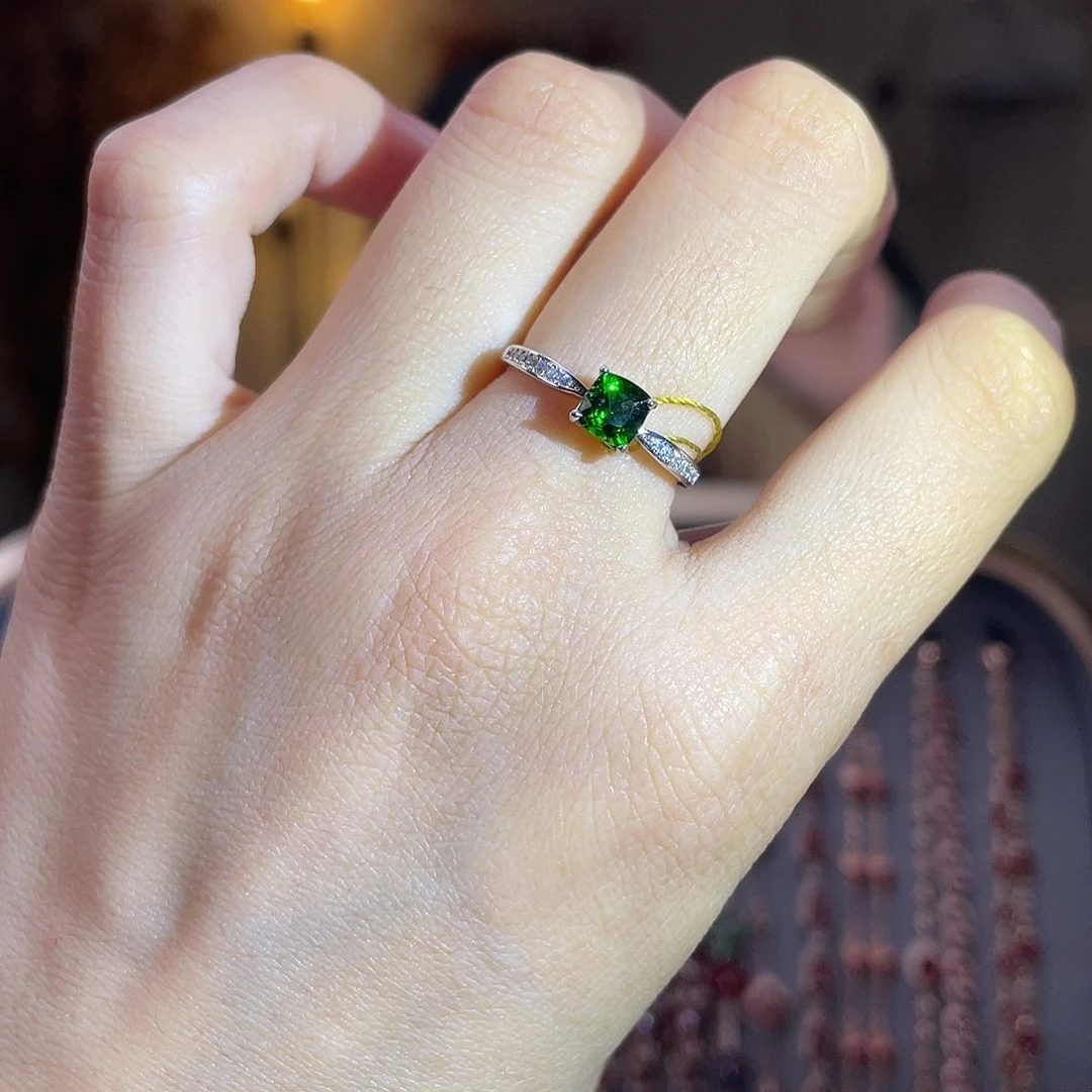 透辉石银S925镶嵌戒指