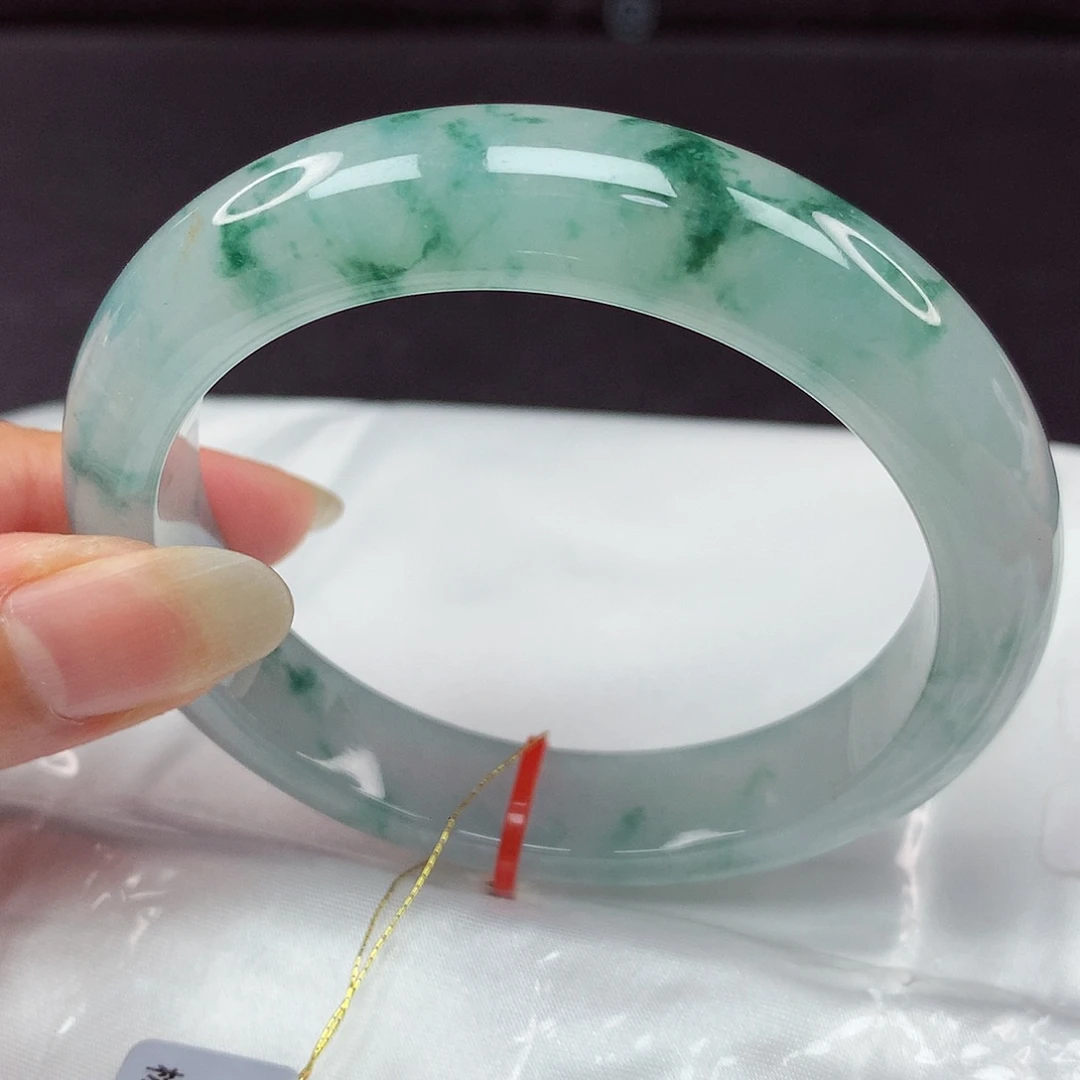 翡翠手镯未镶嵌58圈669