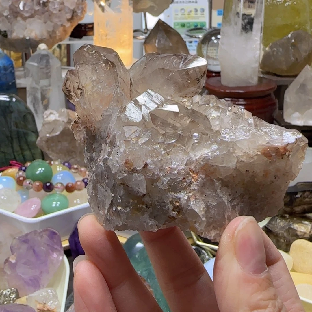 未镶嵌车挂水晶不退换马达加斯加茶晶簇