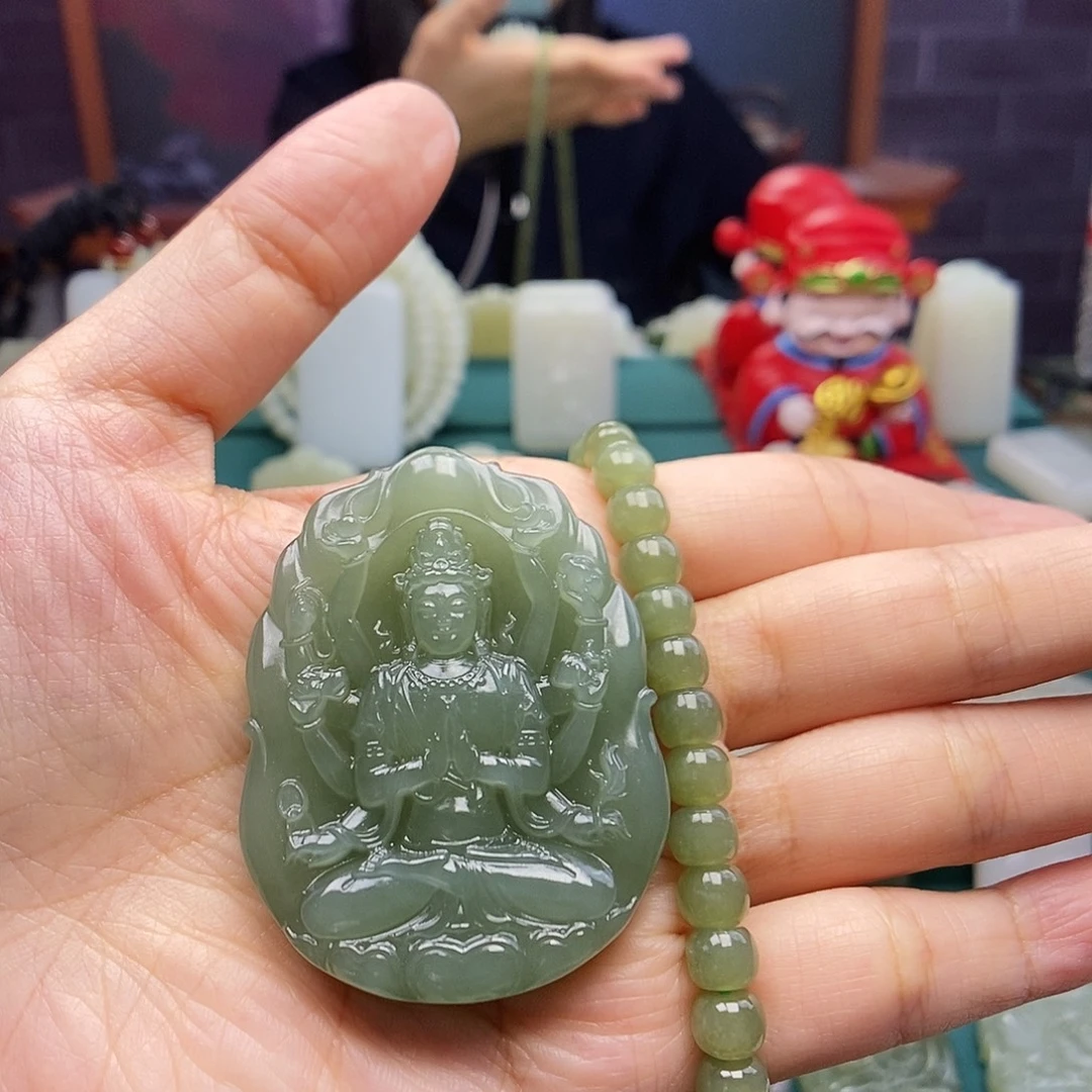 黔***哥和田玉未镶嵌颈饰