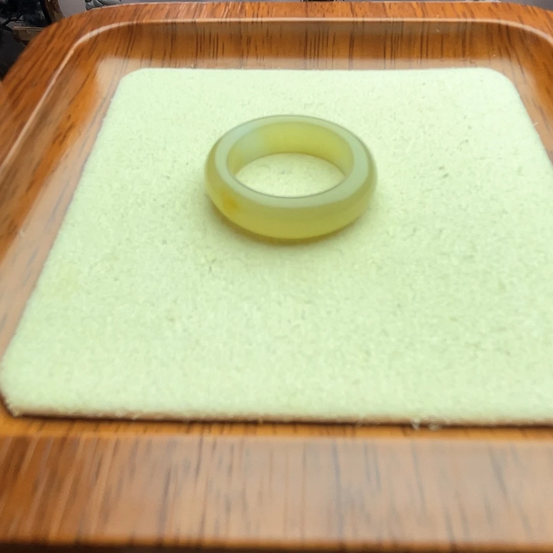 和田玉颈饰未镶嵌浅糖小胖圆13号