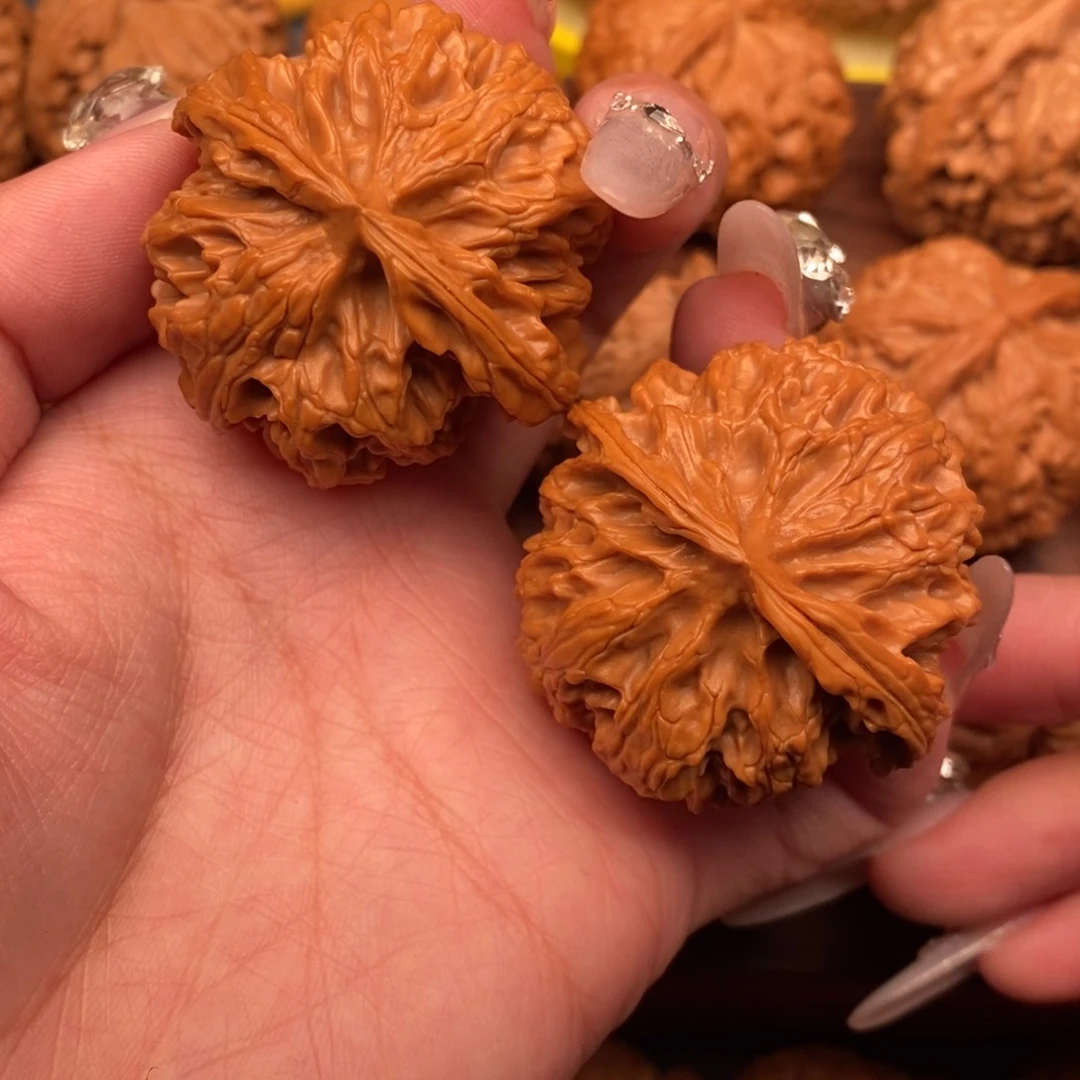 文玩核桃吊坠铁**男红皮苹果43