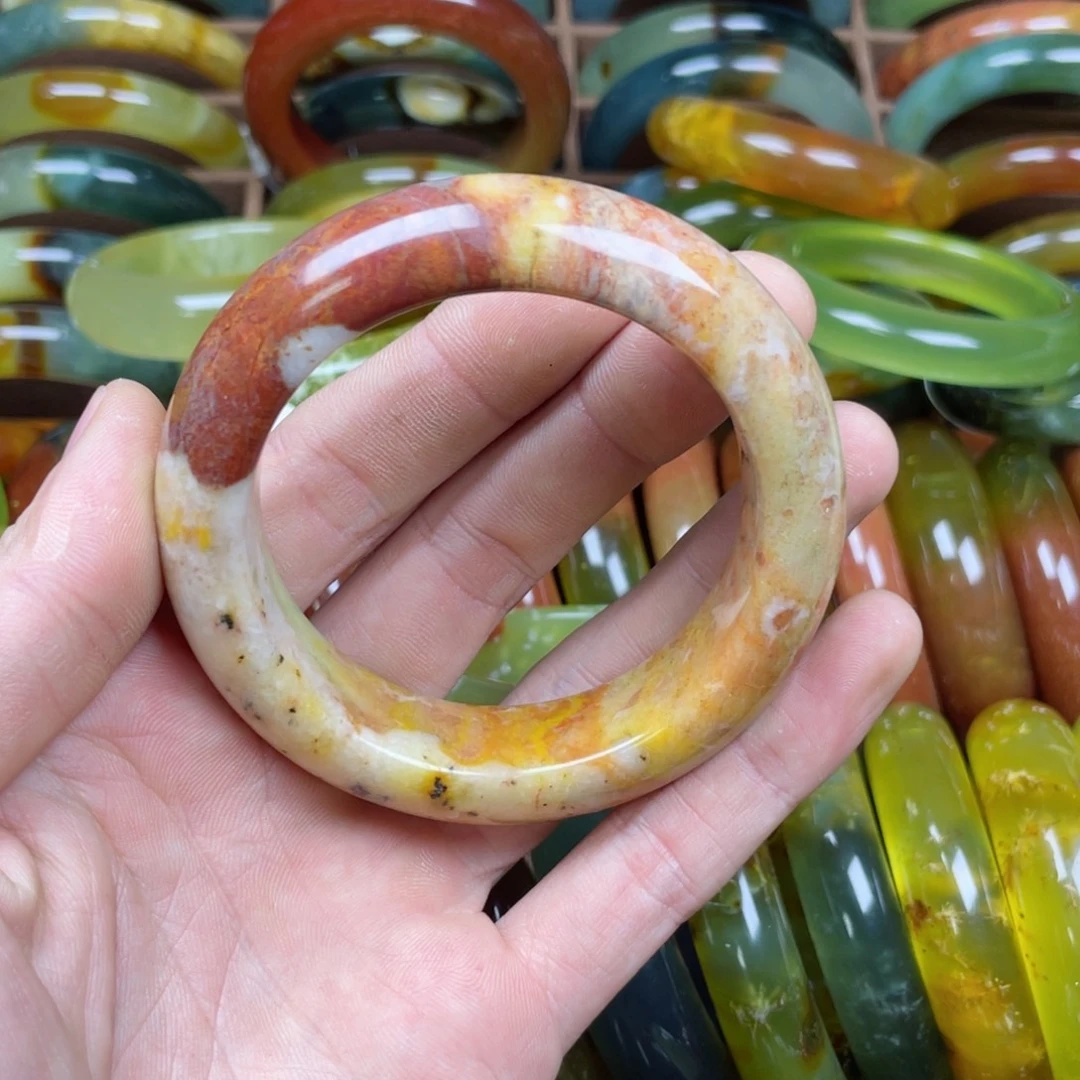 蛇纹石玉未镶嵌手镯