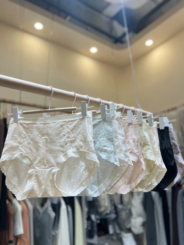 元気品（3条装）莫代尔中腰蕾丝内裤包裹
