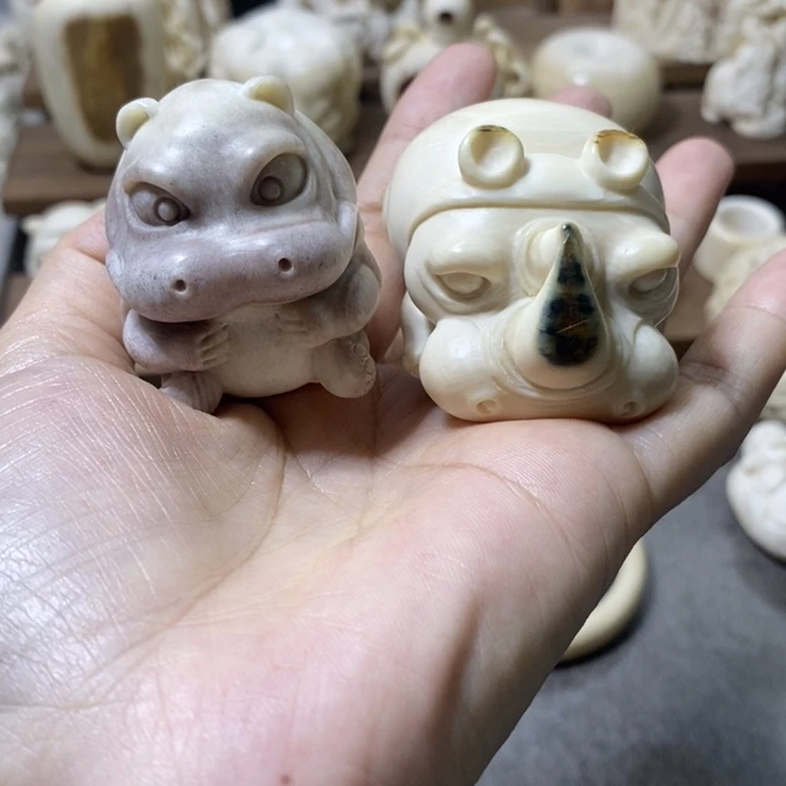 萝***莉猛犸牙犀牛 鹿角河马