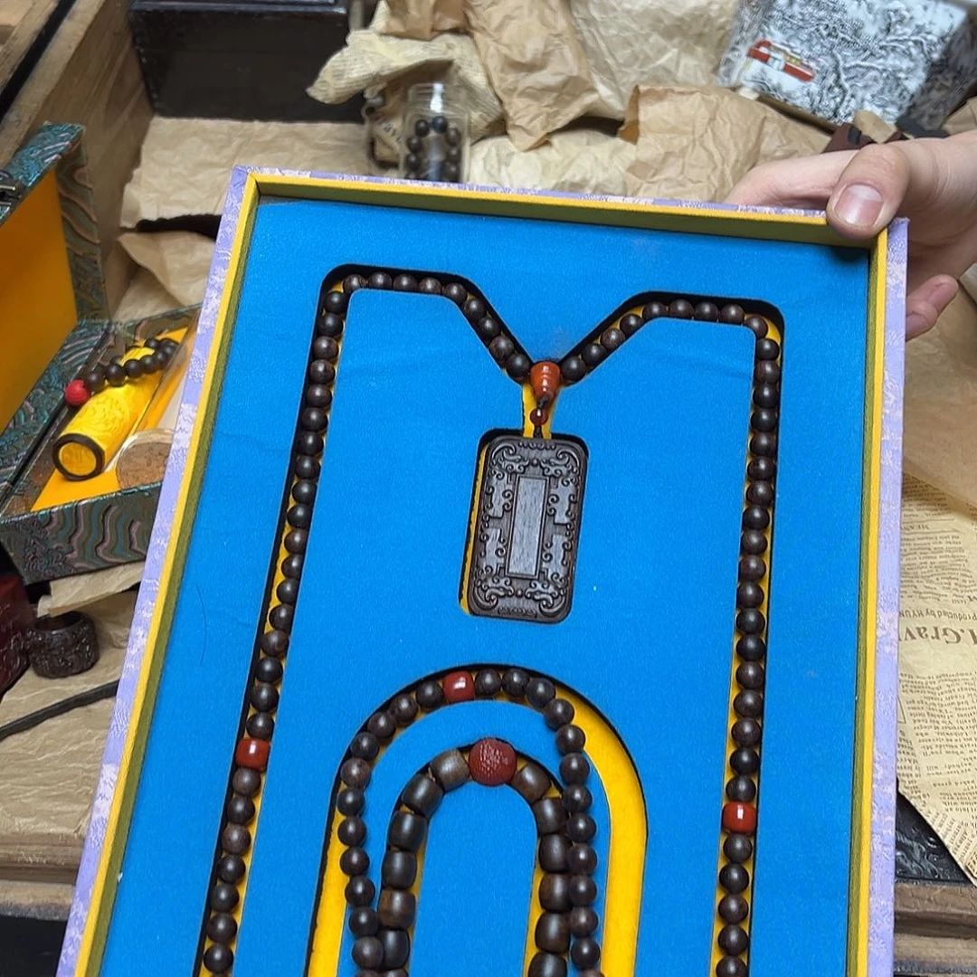 大叶紫檀（黑酸枝木类）